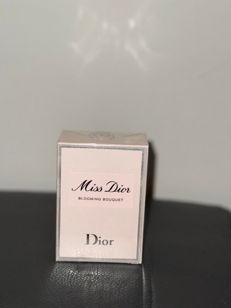 Miss Dior Blooming Bouquet, Sieraden, Tassen en Uiterlijk, Uiterlijk | Parfum, Ophalen of Verzenden, Nieuw
