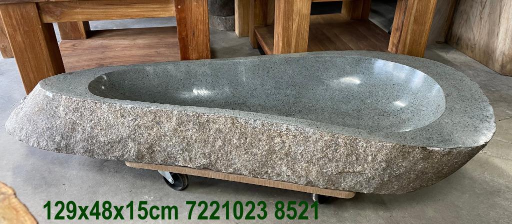 lange natuurstenen wasbak rivierstenen trog versteend hout, Ophalen, Steen, JPpol Trading, Oordeelsestraat 58 5111PL Baarle Nassau