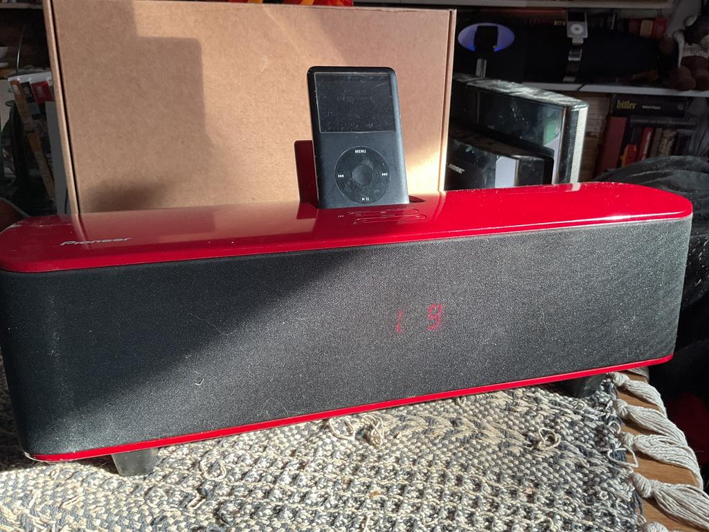PIONEER SOUNDDOCK, Ophalen of Verzenden, Zo goed als nieuw, Speaker, Mini