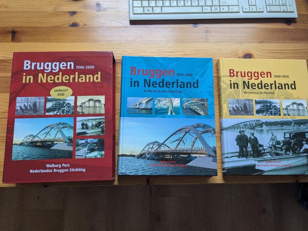 Bruggen in Nederland 1940-2000, Ophalen of Verzenden, Zo goed als nieuw, Architectuur algemeen, E. van Blankenstein,  H. Binkhorst