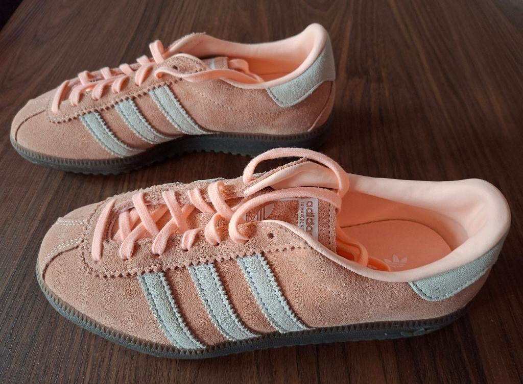 Nieuwe sneakers Adidas Bermuda zalmroze maat 37, Kleding | Dames, Schoenen, Adidas, Nieuw, Ophalen of Verzenden, Sneakers of Gympen