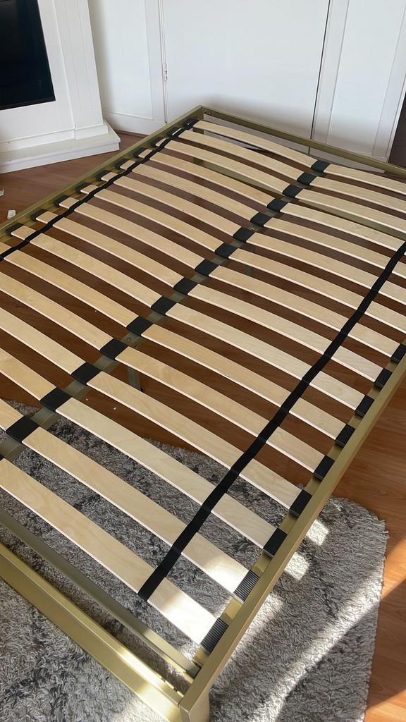 Bedframe, Ophalen of Verzenden, Tweepersoons, 140 cm