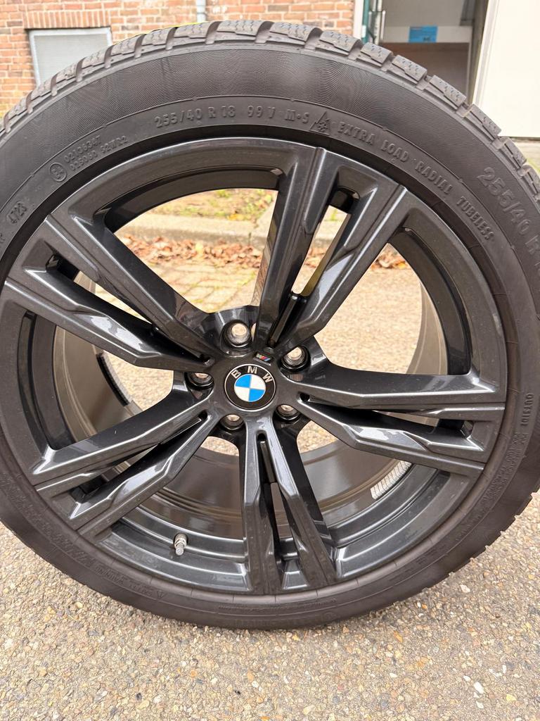 MEENEEMPRIJS BMW Z4 Winterset 18 inch – 255/40 R18, Auto-onderdelen, Banden en Velgen, Ophalen, 18 inch, 255 mm, Banden en Velgen