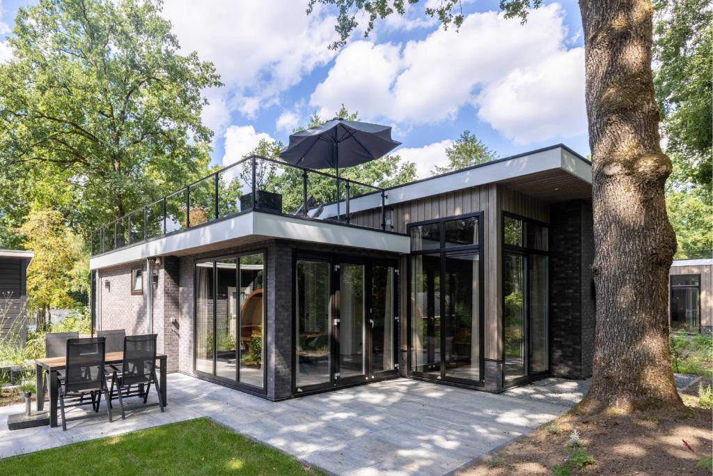 Te huur luxe woningruimte in Hoenderloo vlakbij Apeldoorn (V, Huizen en Kamers, Huizen te huur, Gelderland, Direct bij eigenaar