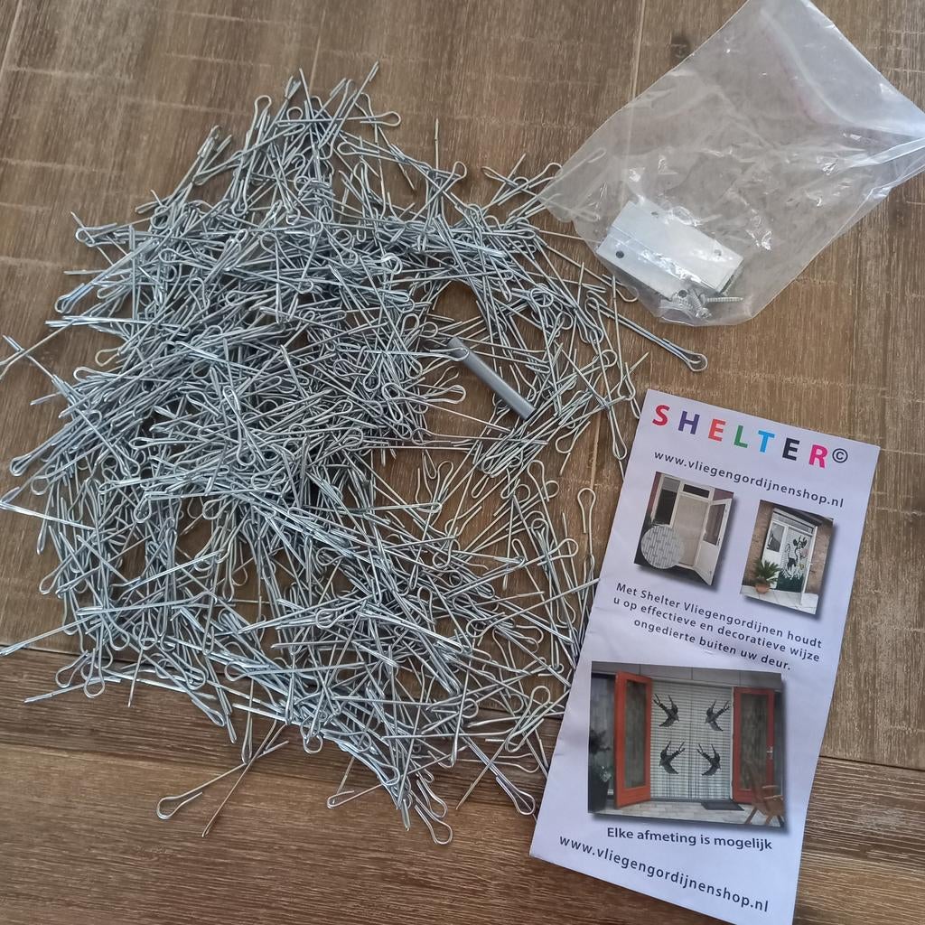 Nieuwe haken en bevestiging voor een vliegengordijn, Ophalen of Verzenden, Nieuw, 50 tot 100 cm, 200 cm of meer