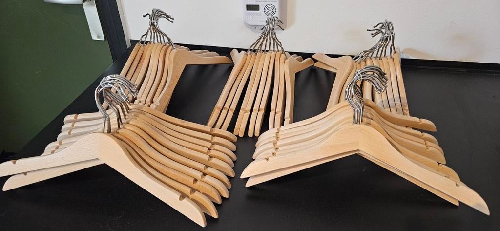 50 Houten Kinder Keerhangers - Zo Goed Als Nieuw!, Ophalen, Zo goed als nieuw