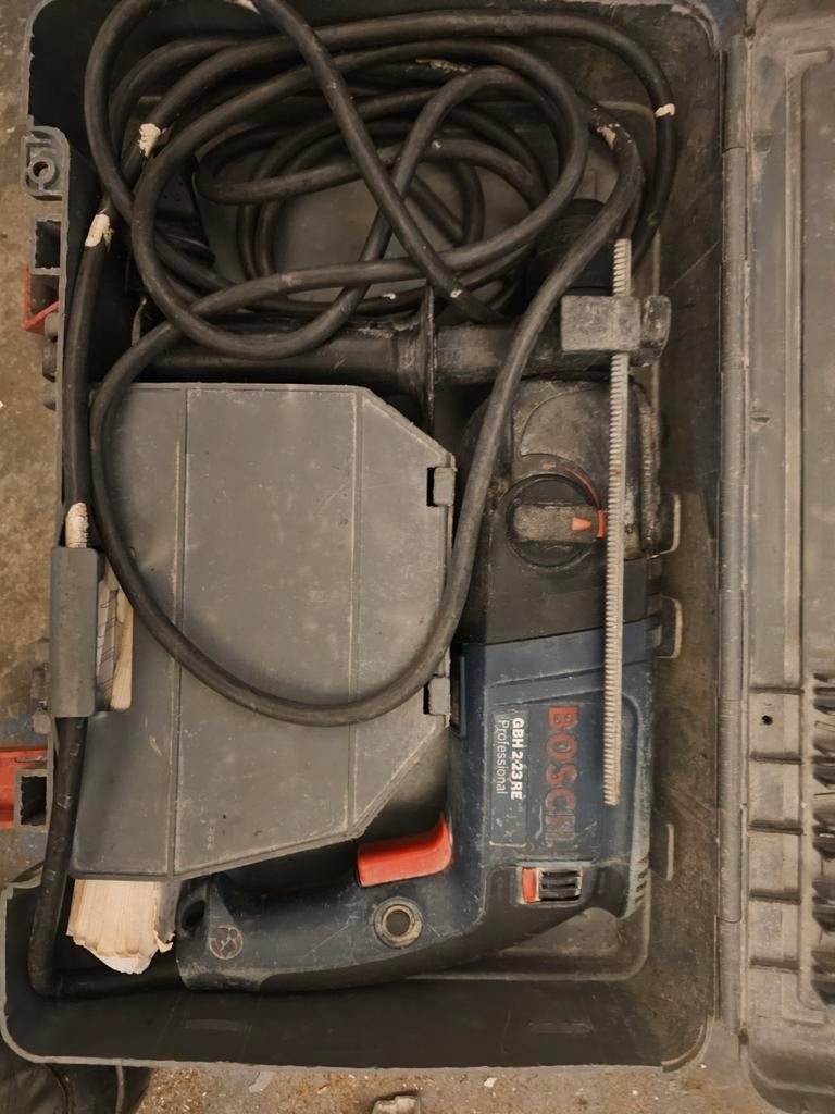 Bosch GBH 2-23 RE Boorhamer, Gebruikt, Boor- en/of Breekhamer, Ophalen of Verzenden, Variabele snelheid