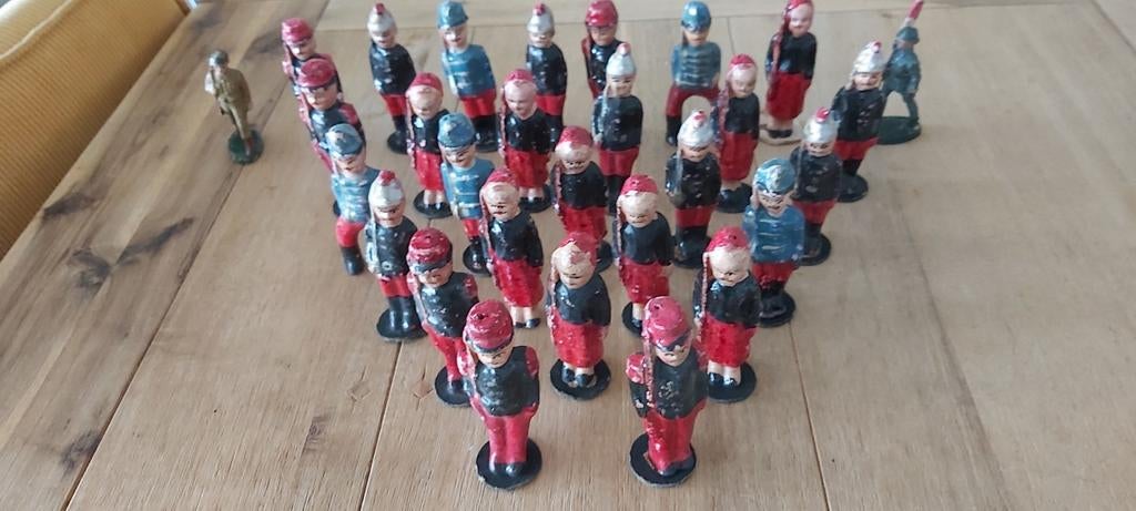 27 Bon Dufour poppetjes 1900/1920 zijn 9.5 cm hoog, Ophalen of Verzenden, Zo goed als nieuw