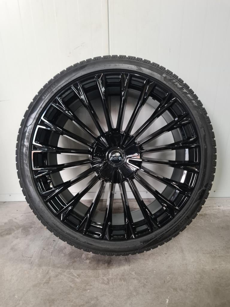 23' Antera A130 Black Audi Q8 SQ8 Facelift met winterbanden, 285 mm, Banden en Velgen, Overige maten, Personenwagen