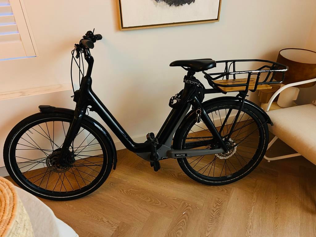 Stella Muto Zwart -  Stadsfiets, Fietsen en Brommers, Elektrische fietsen, Overige merken, Gebruikt, Ophalen of Verzenden, 51 tot 55 cm
