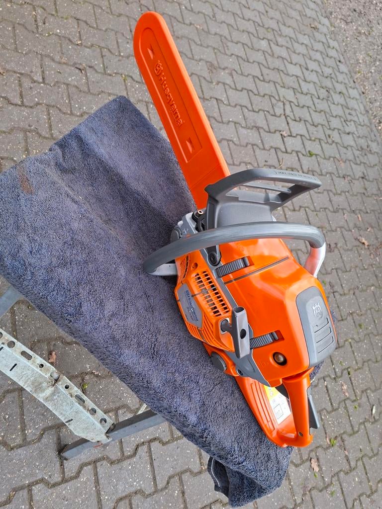 Toppertje Husqvarna 550 XP MkII motorzaag kettingzaag, Tuin en Terras, Hand-tuingereedschap, Zo goed als nieuw, Ophalen