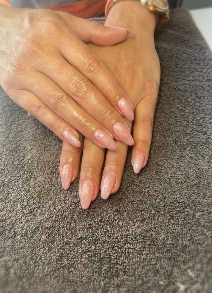 Gel of acryl , biab, steentjes , glitters , nailart, Nagels lakken