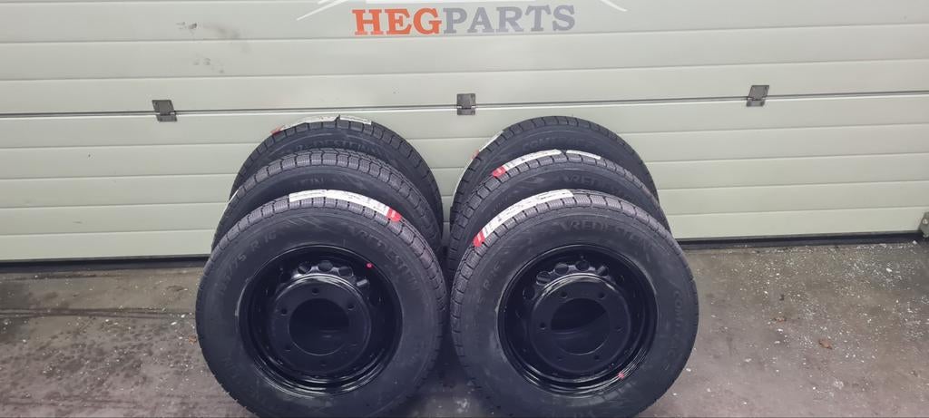 nieuwe winterbanden sprinter 906 dubbel lucht crafter zwart, Auto-onderdelen, Ophalen, 16 inch, Banden en Velgen, Nieuw