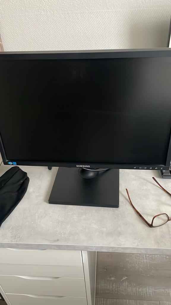 Samsung 22 inch monitor - Goed werkend!, Gebruikt, Full HD, Ophalen of Verzenden, DVI