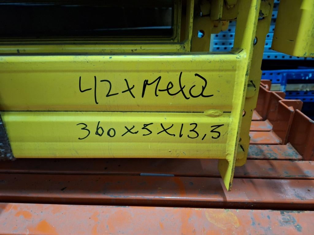 Meta palletstelling  42 gele iggers 360cm, Ophalen