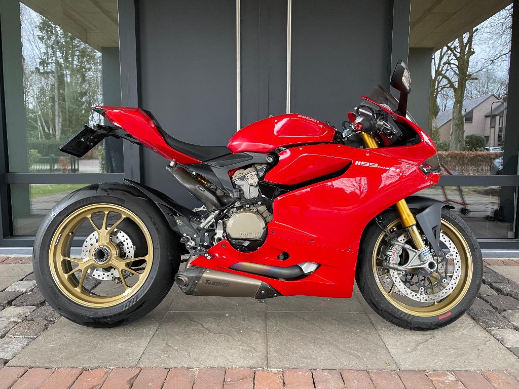 Ducati Panigale 1199 S Orig NL Akrapovic, 2 cilinders, 1199 cc, Motorrijbewijs A, Super Sport