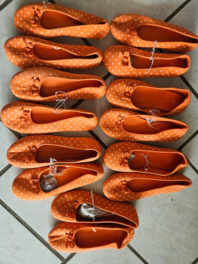 Pakket nieuwe oranje ballerina's, Nieuw, Oranje, Ballerina's, Ophalen of Verzenden