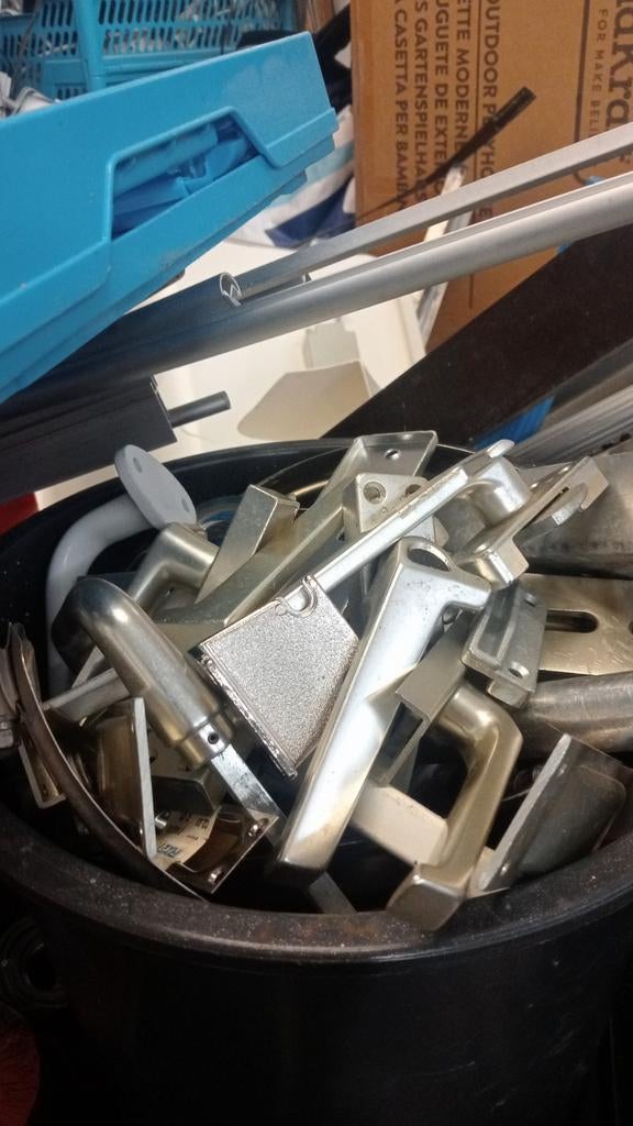 Gratis oud ijzer en metalen ophalen, Ophalen of Verzenden