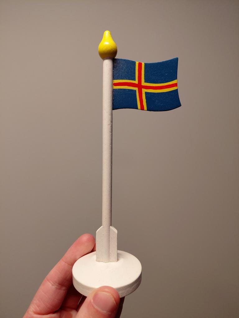 Vlag Åland Scandinavië, Ophalen