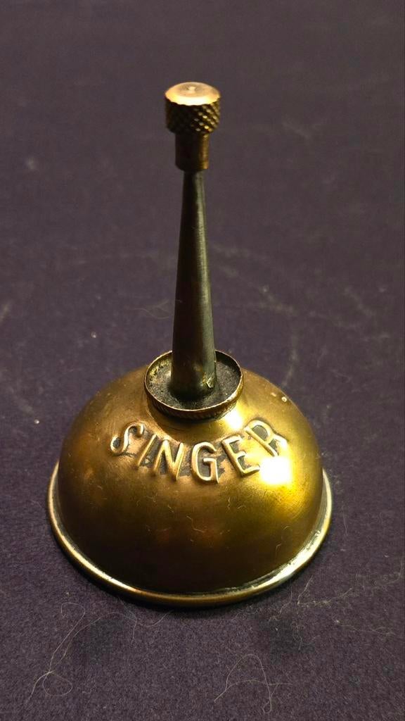 Vintage Singer Oliekan, Ophalen of Verzenden