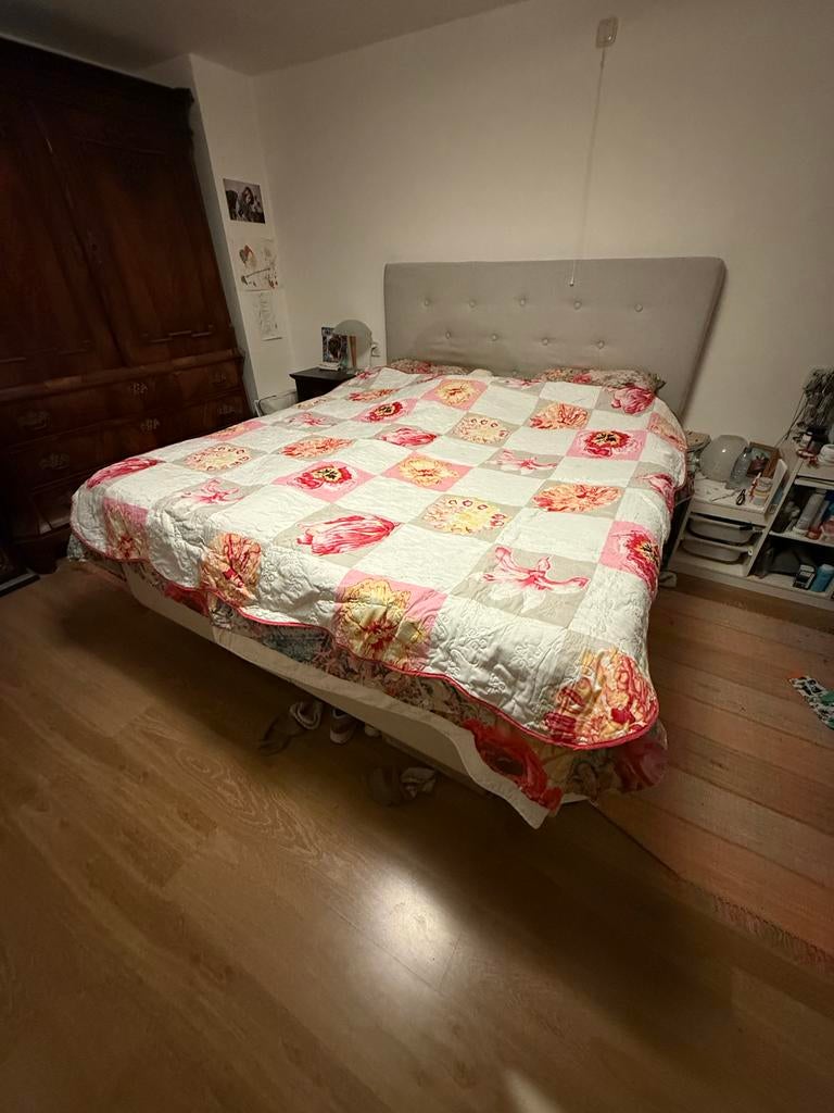 Mooie roze sprei/quilt met kussenslopen, Nieuw, Ophalen of Verzenden, 200 cm, Stof