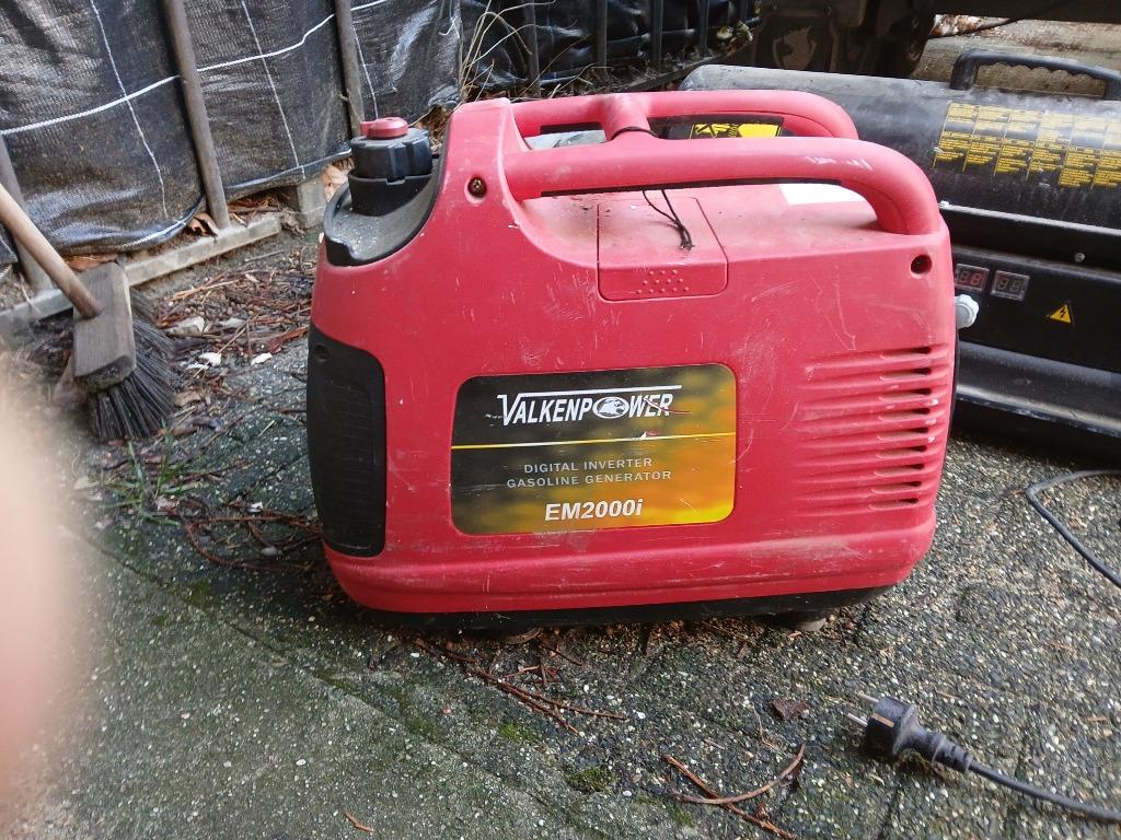 generator, Doe-het-zelf en Verbouw, Aggregaten, Ophalen, Gebruikt, Benzine, Geluidgedempt