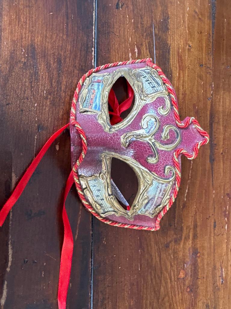 Venetiaans Masker met Muzieknoten en Gouden Details, Ophalen of Verzenden, Gebruikt, Feestartikel, Carnaval