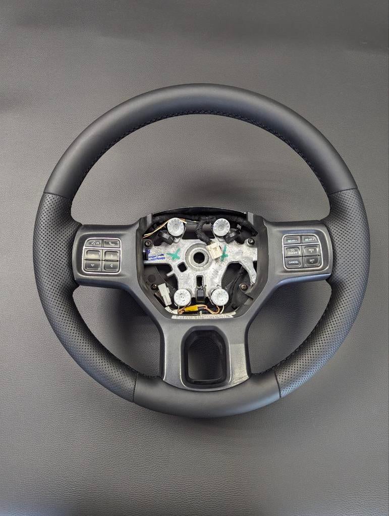 Stuurwiel Stuur Dodge RAM 1500 NIEUW LEDER Verwarming, Auto-onderdelen, Nieuw, Ophalen of Verzenden, Dodge