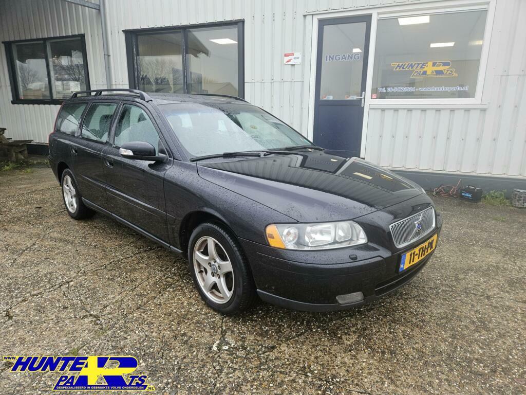 Volvo V70 2.4D Momentum Kleurcode 452, Gebruikt, Volvo, Volvo