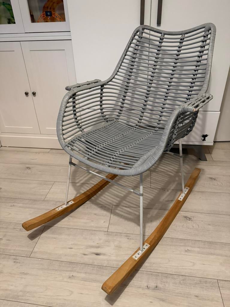 Schommelstoel babykamer, Kinderen en Baby's, Kinderkamer | Tafels en Stoelen, Ophalen, Zo goed als nieuw, Stoel(en)