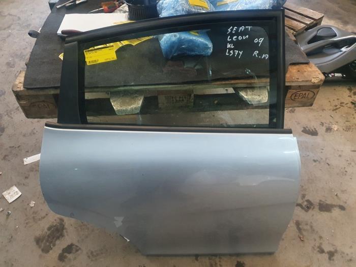 Portier 4Deurs rechts-achter van een Seat Leon (LS7Y), Gebruikt, -, Deur, -