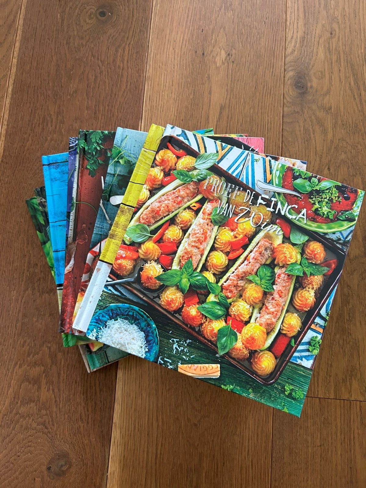 Aviko - Kookboek, 8 stuks, Boeken, Ophalen of Verzenden