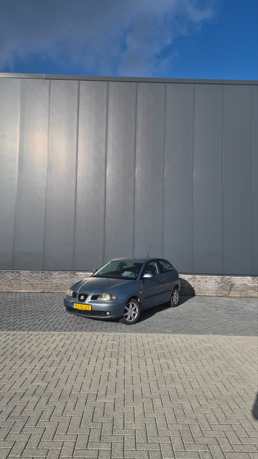 Seat Ibiza 1.4 16V 74KW 2006 Blauw, Auto's, Voorwielaandrijving, 15 km/l, 40 €/maand, 4 cilinders