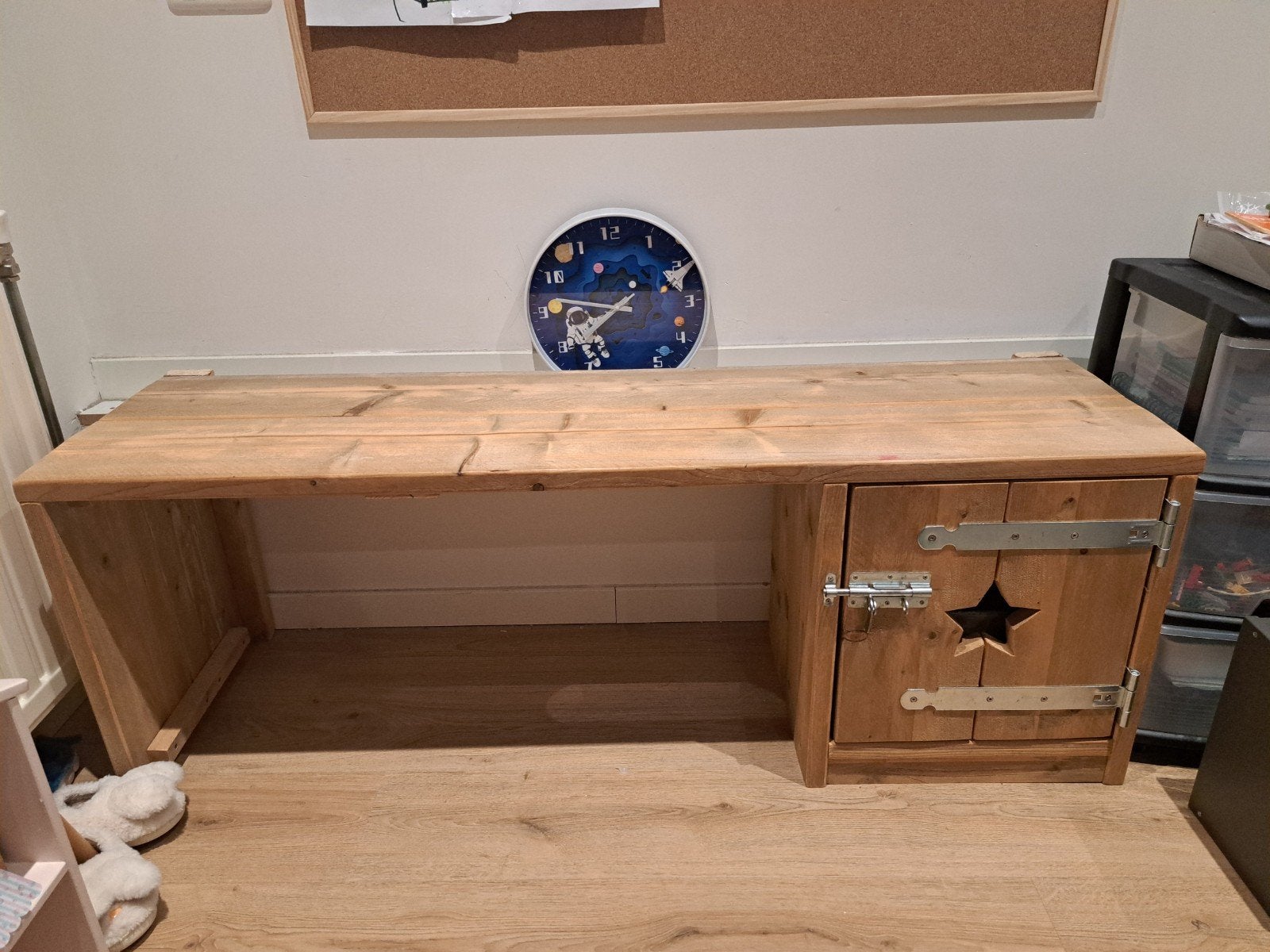 Leuk houten kinderbureau met opbergvak, Ophalen