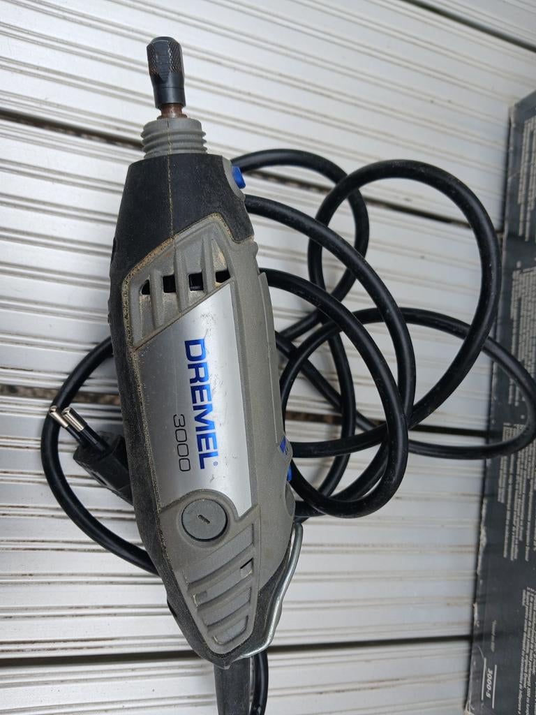 Dremel 3000 Multitool zonder accessoires en doos, Ophalen, Gebruikt