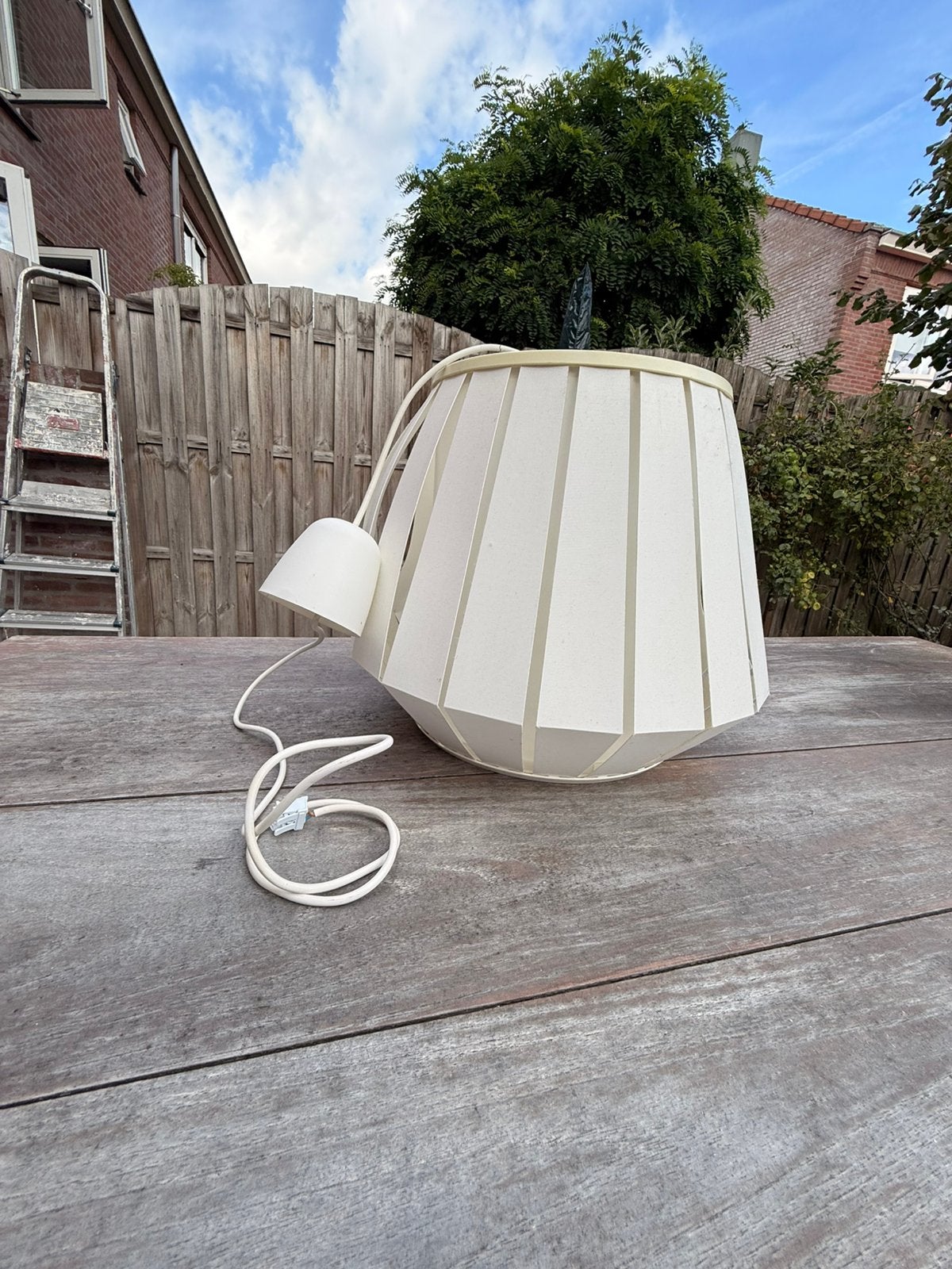 Ikea hanglamp. Gratis ophalen, Huis en Inrichting, Lampen | Lampenkappen, Ophalen, Zo goed als nieuw, Rond