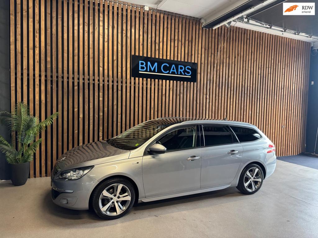 Peugeot 308 SW 1.2 PureTech Blue Lease GT-line Pano,Camera, Gebruikt, Euro 6, 1199 cc, 1165 kg