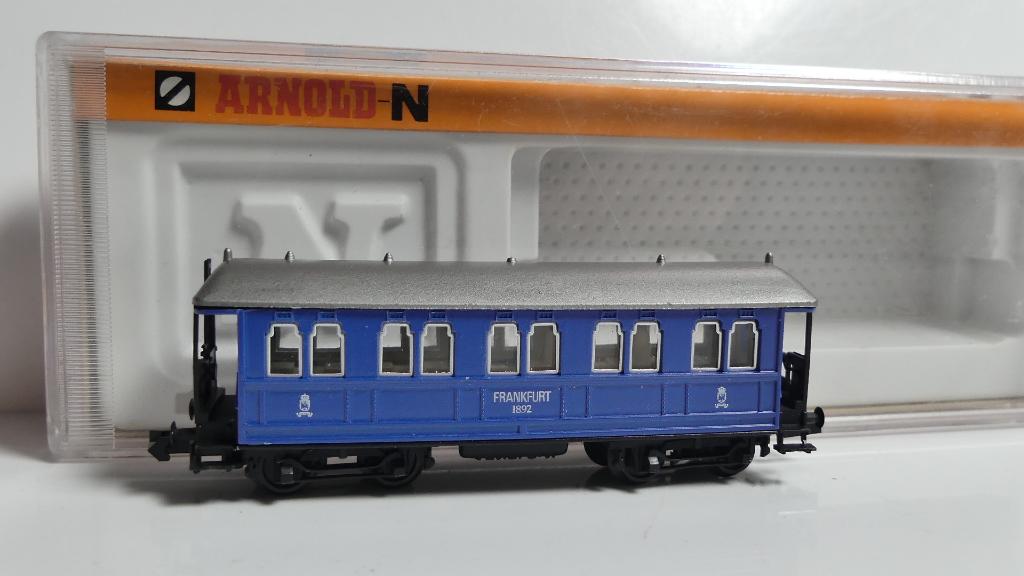 Arnold wagon Frankfurt 1892 DB in verpakking N spoor, Hobby en Vrije tijd, Modeltreinen | N-Spoor, Gebruikt, Wagon, Gelijkstroom