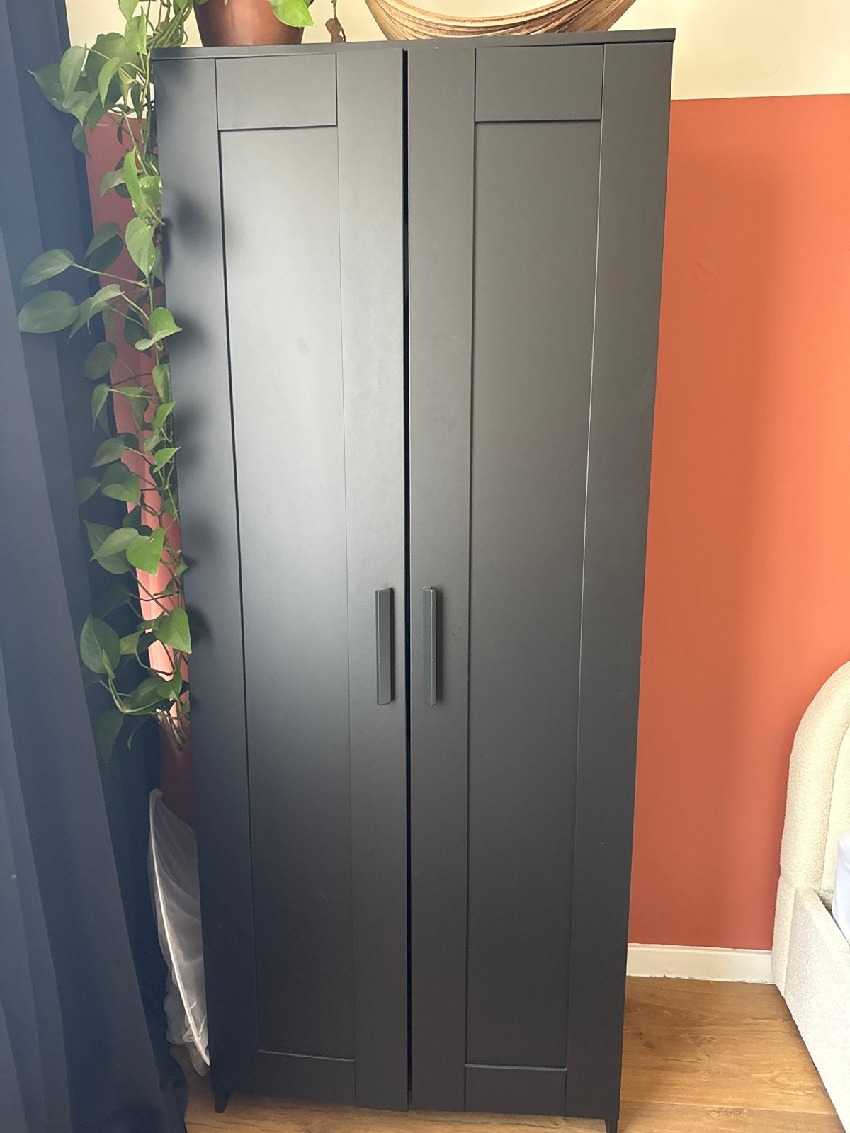 Zwarte IKEA kledingkast met twee deuren, Zo goed als nieuw, 150 tot 200 cm, Overige houtsoorten, 50 tot 100 cm