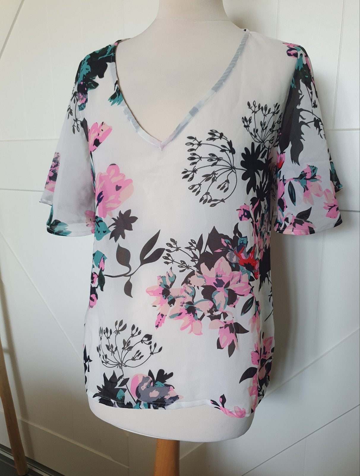 Eksept Bloemenprint shirt Maat M, Kleding | Dames, Maat 38/40 (M), Wit, Ophalen of Verzenden, Zo goed als nieuw