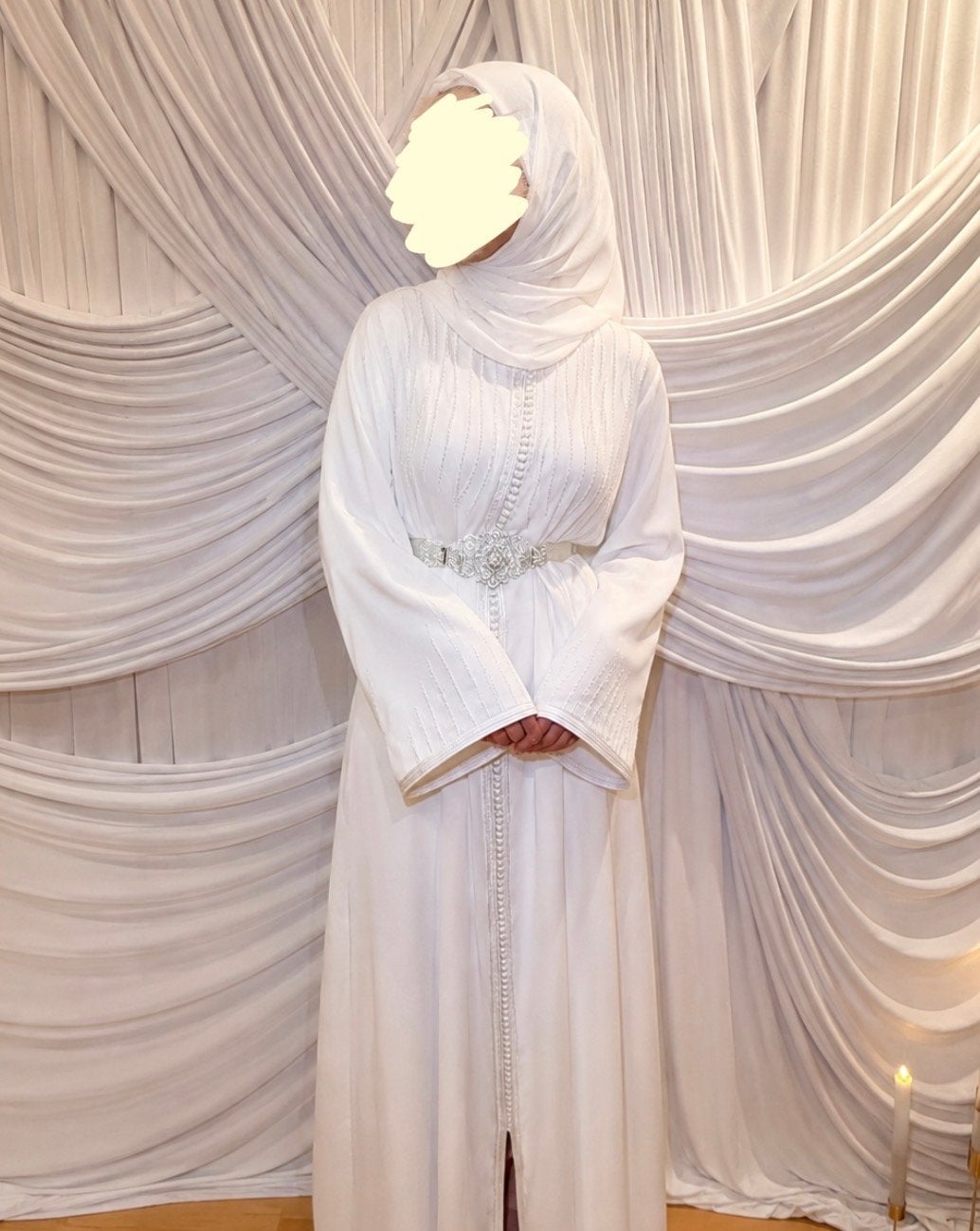 Witte Marokkaanse Takshita/Kaftan met zilveren riemen, Kleding | Dames, Jurken, Maat 38/40 (M), Verzenden, Wit, Zo goed als nieuw