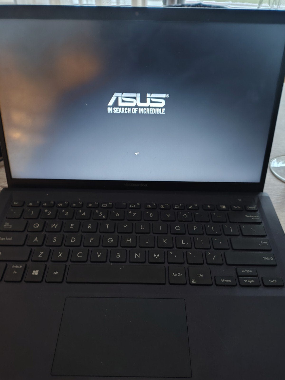 Nette en goed werkende Asus laptop, Ophalen, Gebruikt, Qwerty, Asus