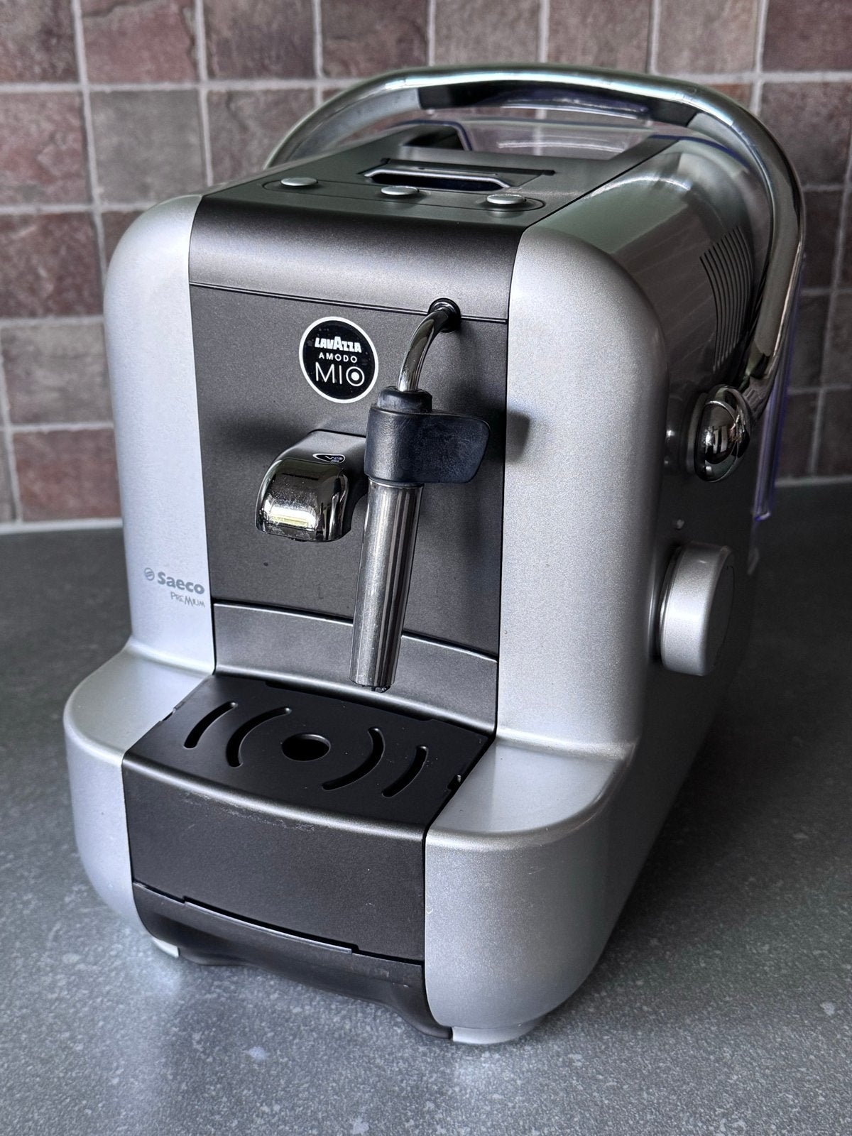 Saeco espressomachine voor Lavazza A Modo Mio, Koffiepads en cups, Gebruikt, Espresso apparaat, Ophalen of Verzenden