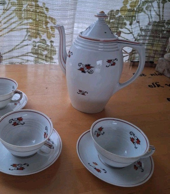 Porseleinen thee/koffiekan, 2 kop en schotels 
Art deco pors, Antiek en Kunst, Ophalen of Verzenden