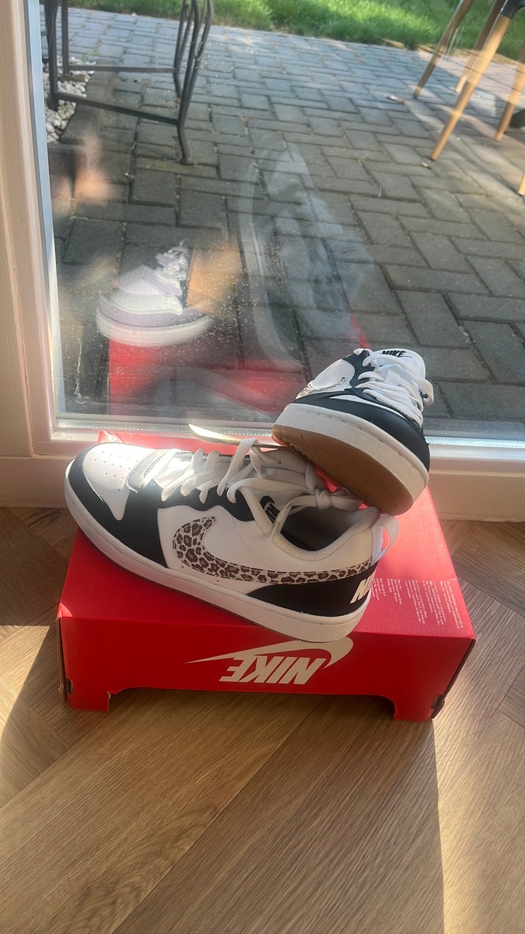 Nike court borough low ch (gs) nieuw!, Kleding | Dames, Zwart, Nieuw, Ophalen of Verzenden, Sneakers of Gympen