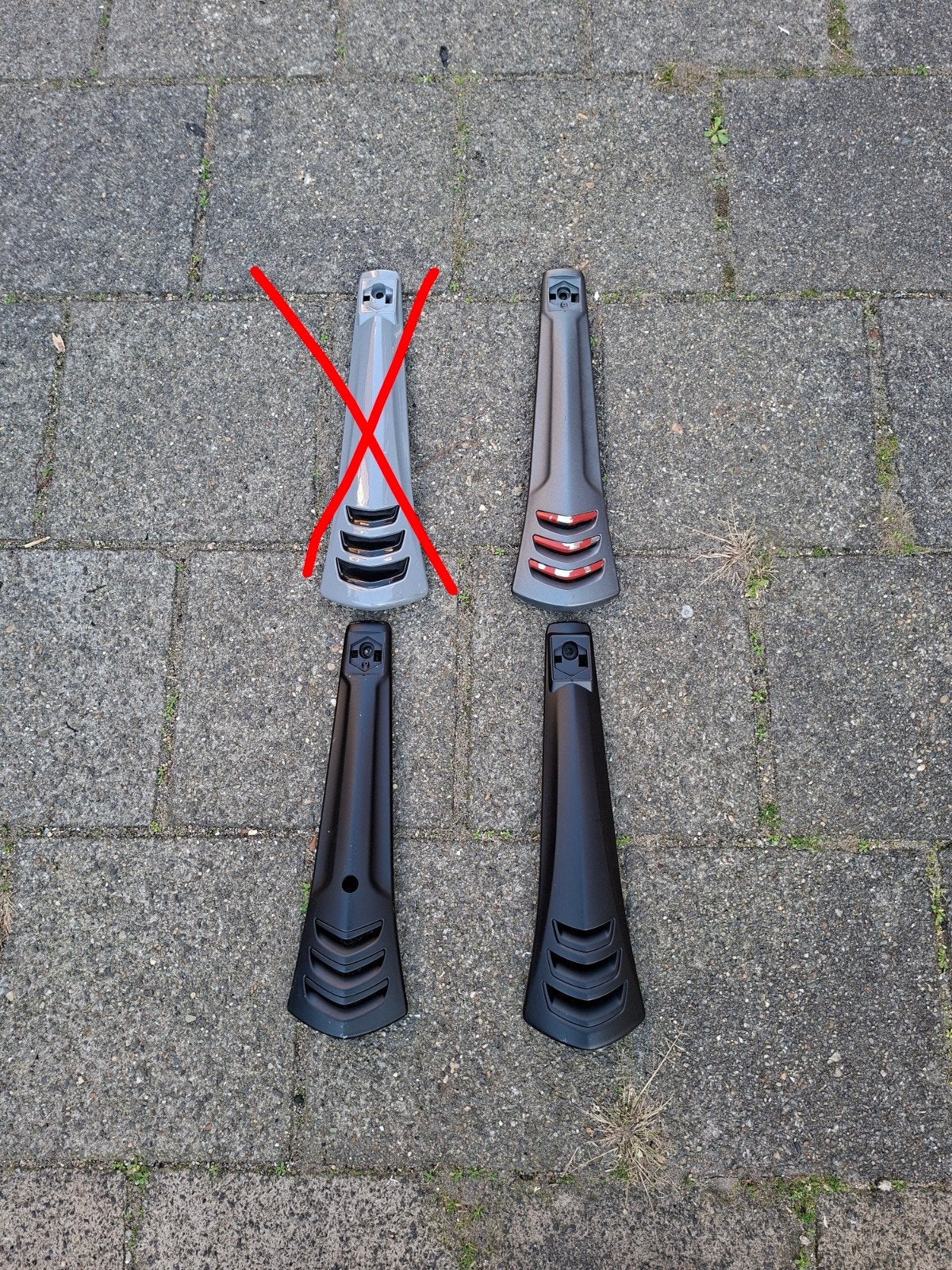 OPRUIMING originele claxonneuskappen+Sierstrips Vespa, Ophalen, Zo goed als nieuw, Benzine, Overige modellen