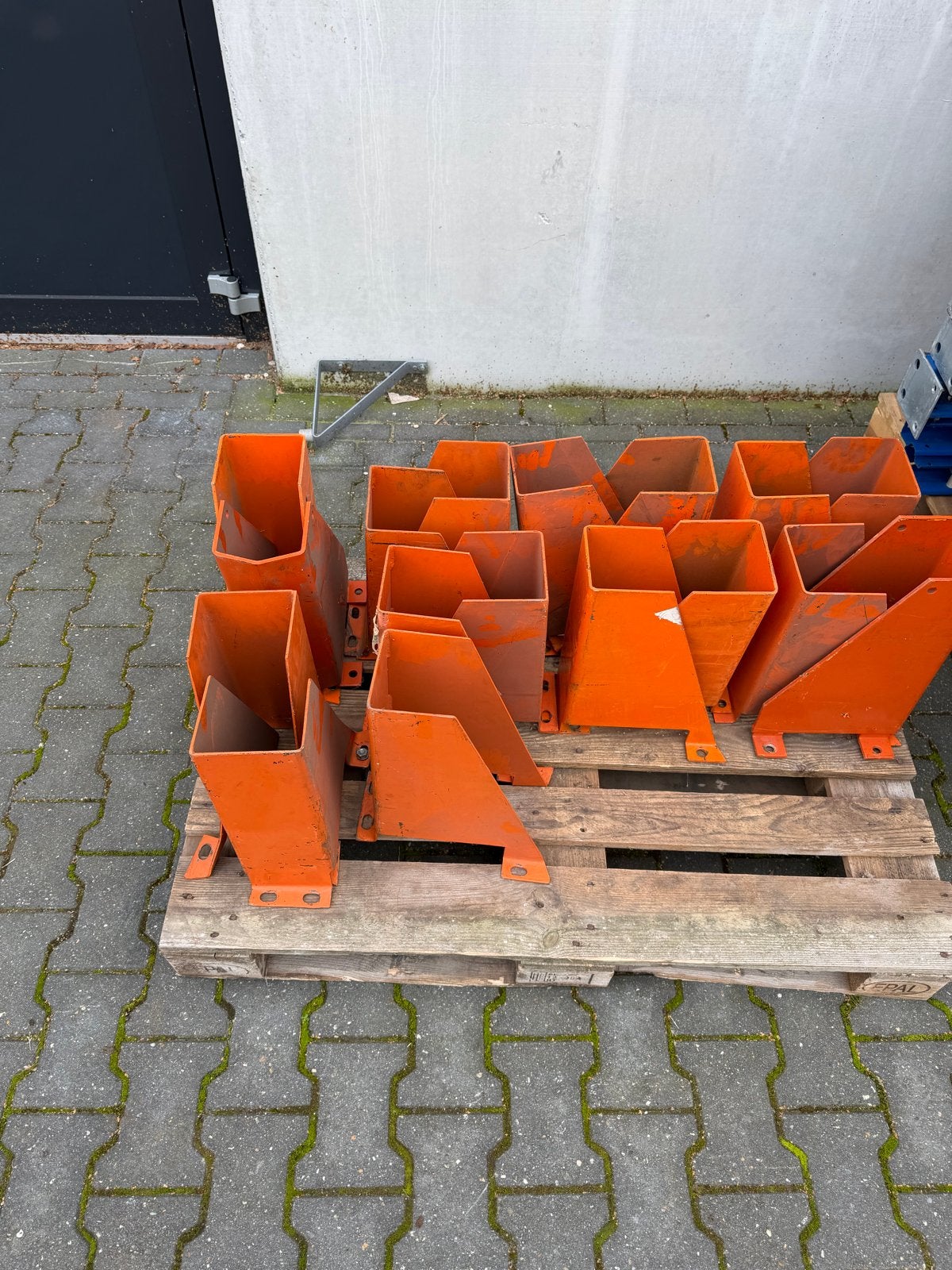 Aanrijbeveiliging 17 stuks - Oranje stalen hoekbeschermers, Ophalen