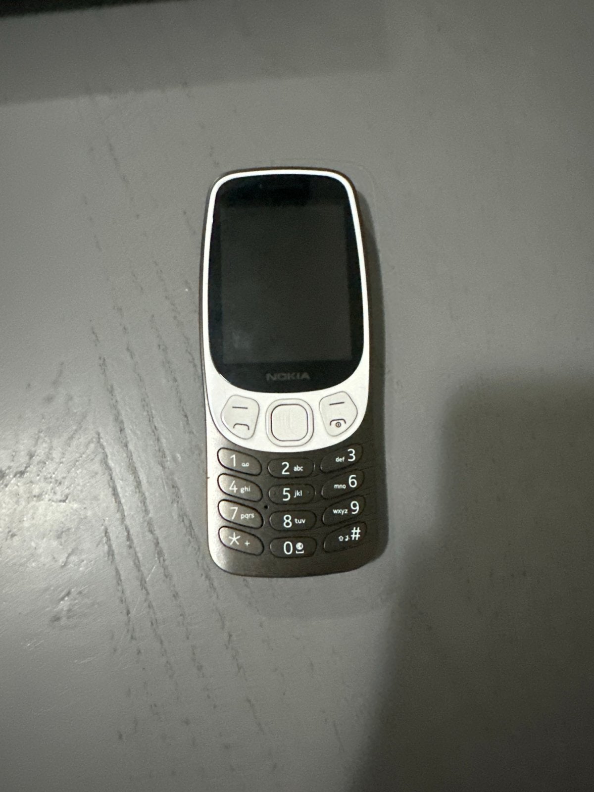 Nokia 3310 (2017) - Zo goed als nieuw (met lader), Fysiek toetsenbord, Nieuw, Ophalen of Verzenden, Minder dan 3 megapixel