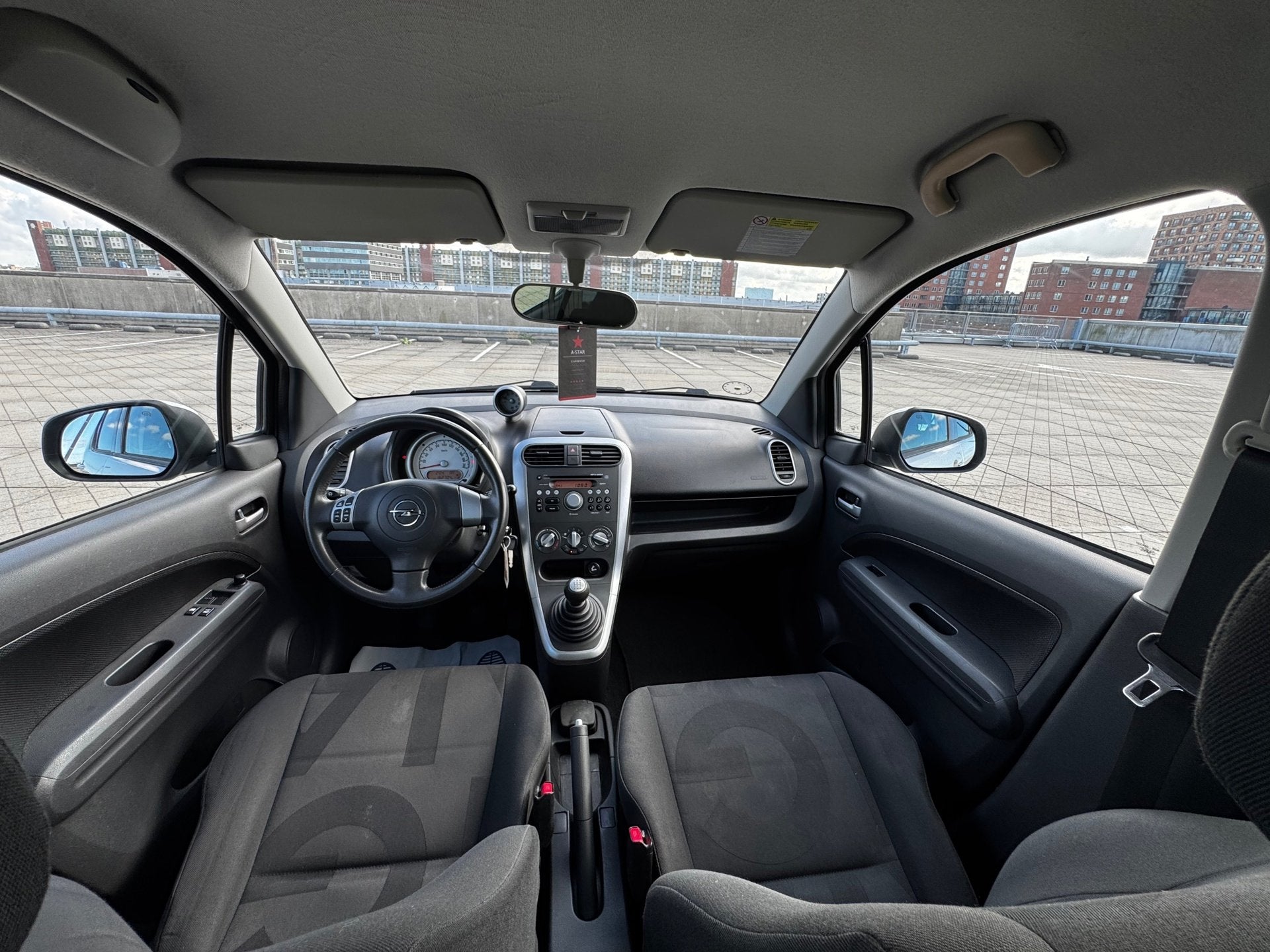 Opel Agila 1.2 Enjoy AIRCO ELEKTRISCHE RAMEN NAP APK, Auto's, Voorwielaandrijving, Dealer onderhouden, 4 cilinders, 965 kg