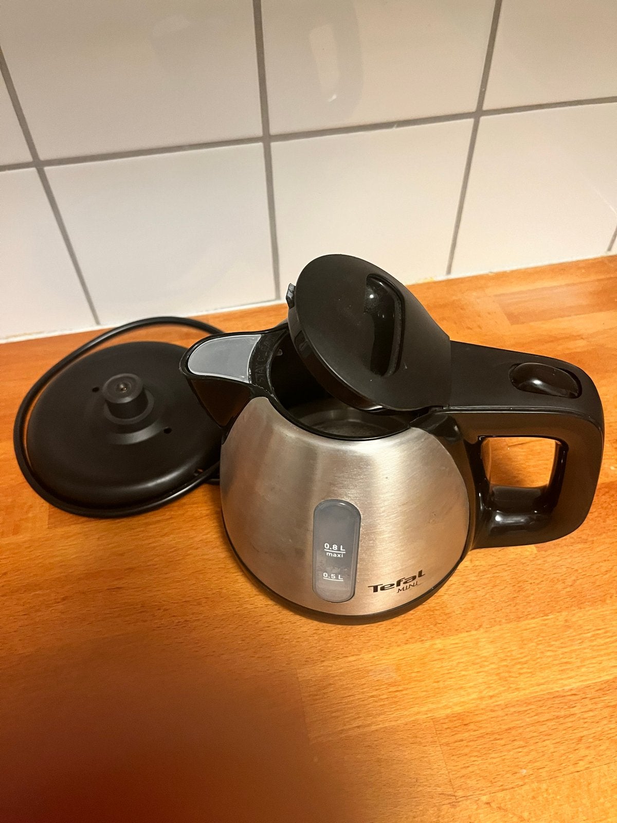 Tefal Mini Waterkoker - 0.8L RVS - Compact & Handig, Minder dan 1 liter, Ophalen of Verzenden, Zo goed als nieuw, Draadloos